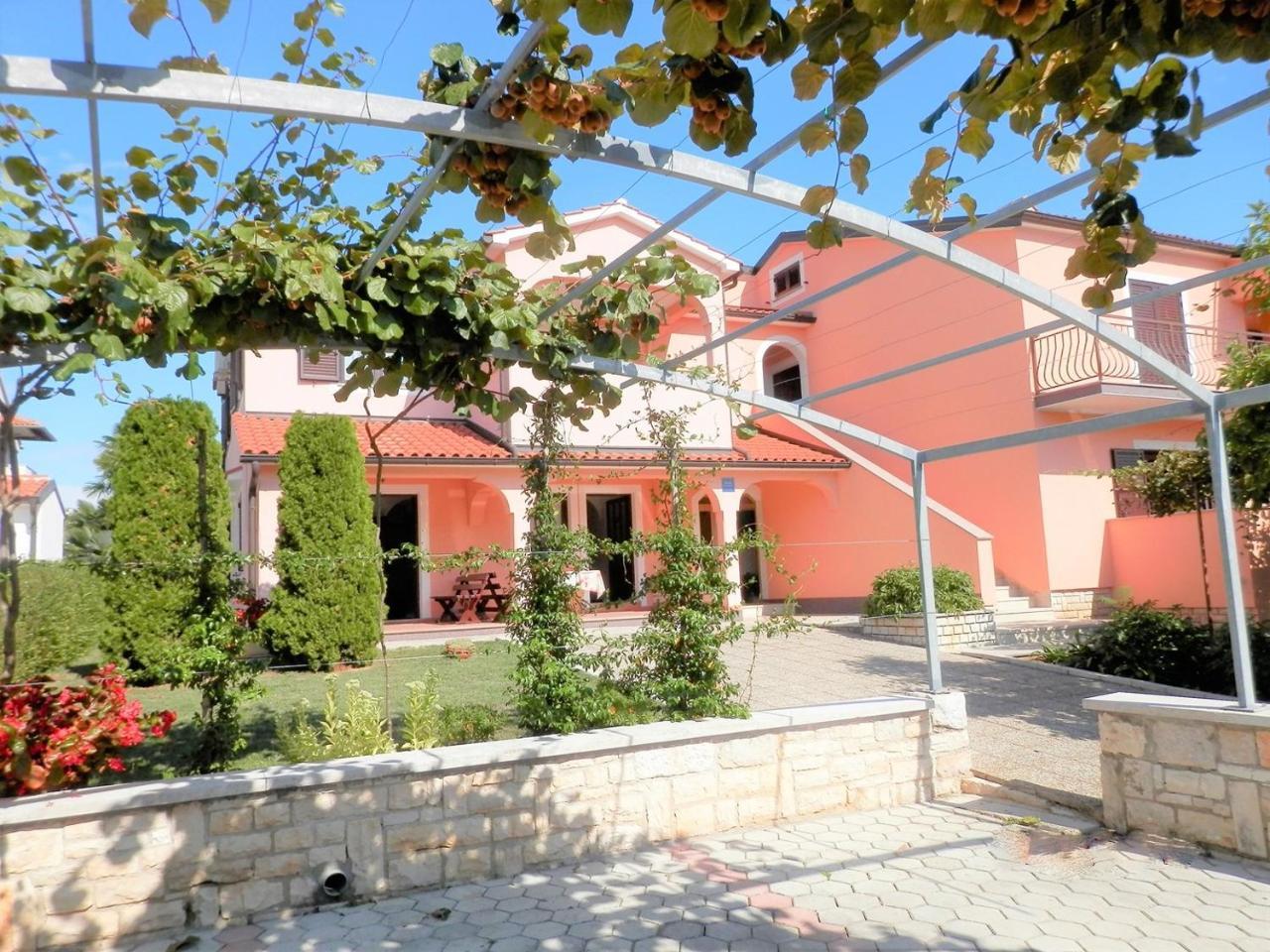 Apartment Complex Silva Rovinj Exteriör bild